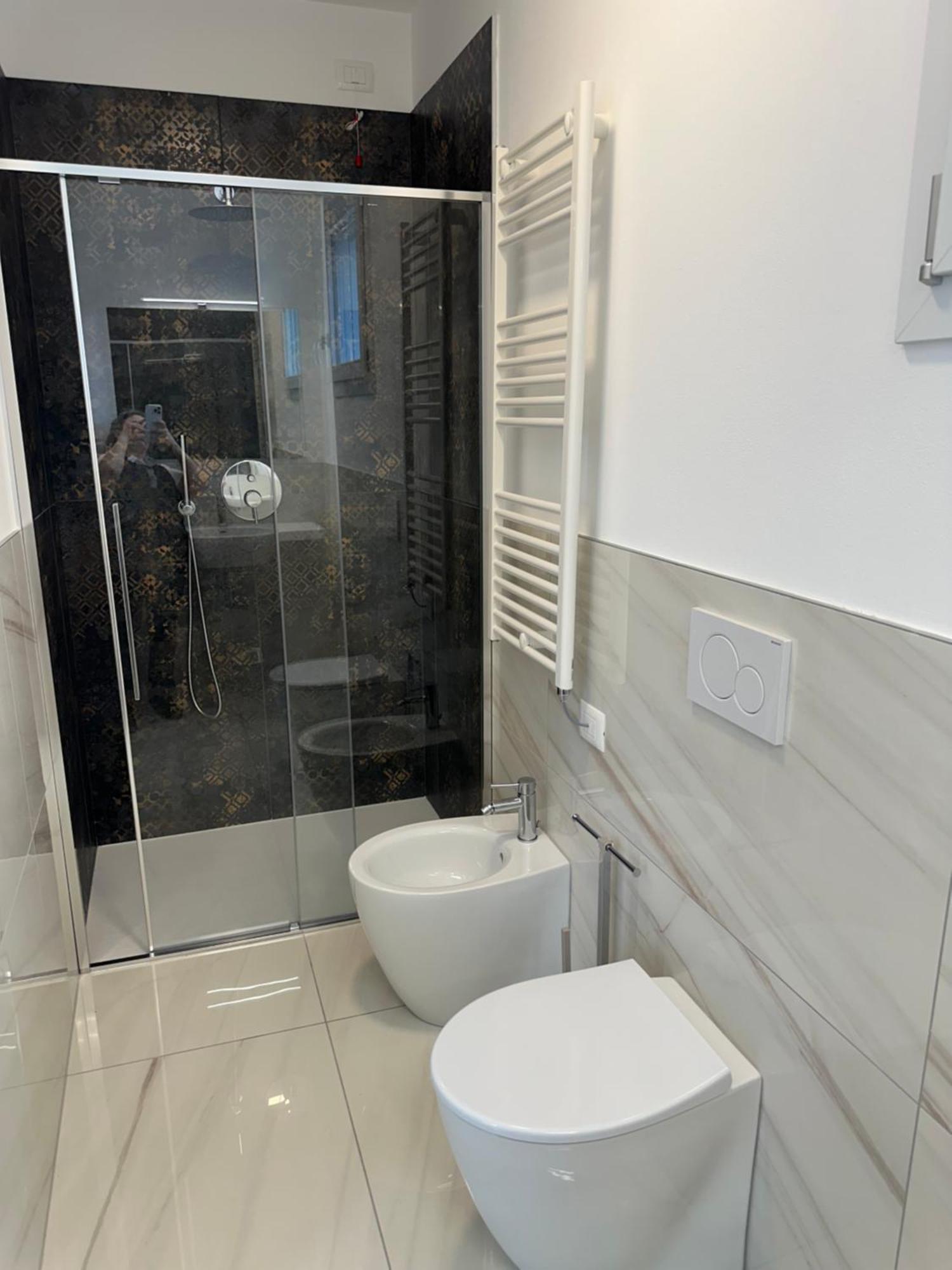 Beach Palace With Small Swimming Pool, Private Beach, Parking Lido di Jesolo Exteriör bild