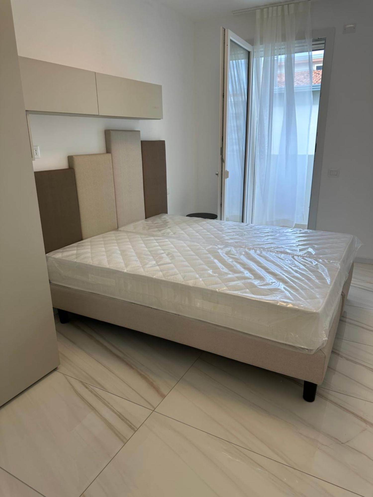 Beach Palace With Small Swimming Pool, Private Beach, Parking Lido di Jesolo Exteriör bild